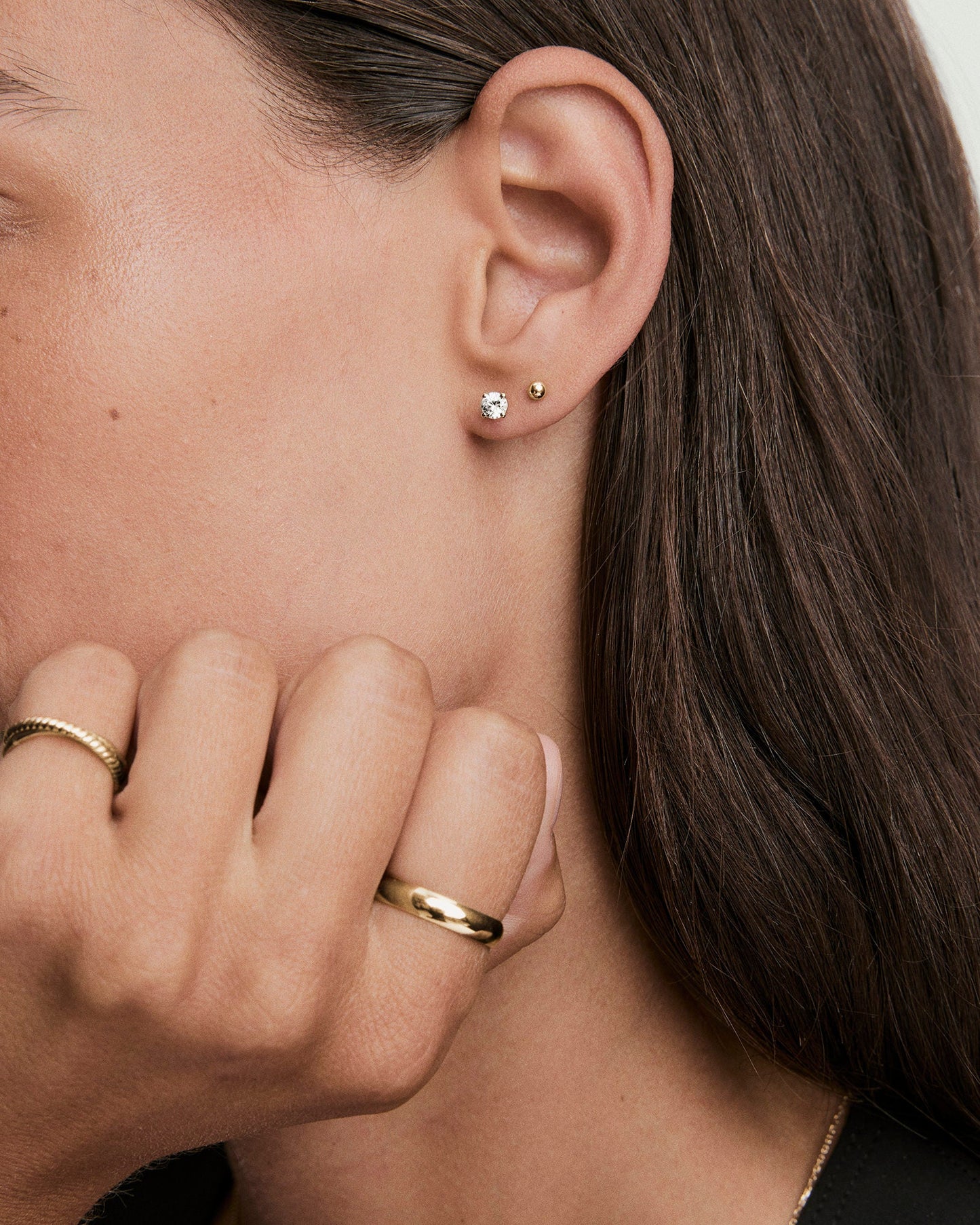 Round Sapphire Studs