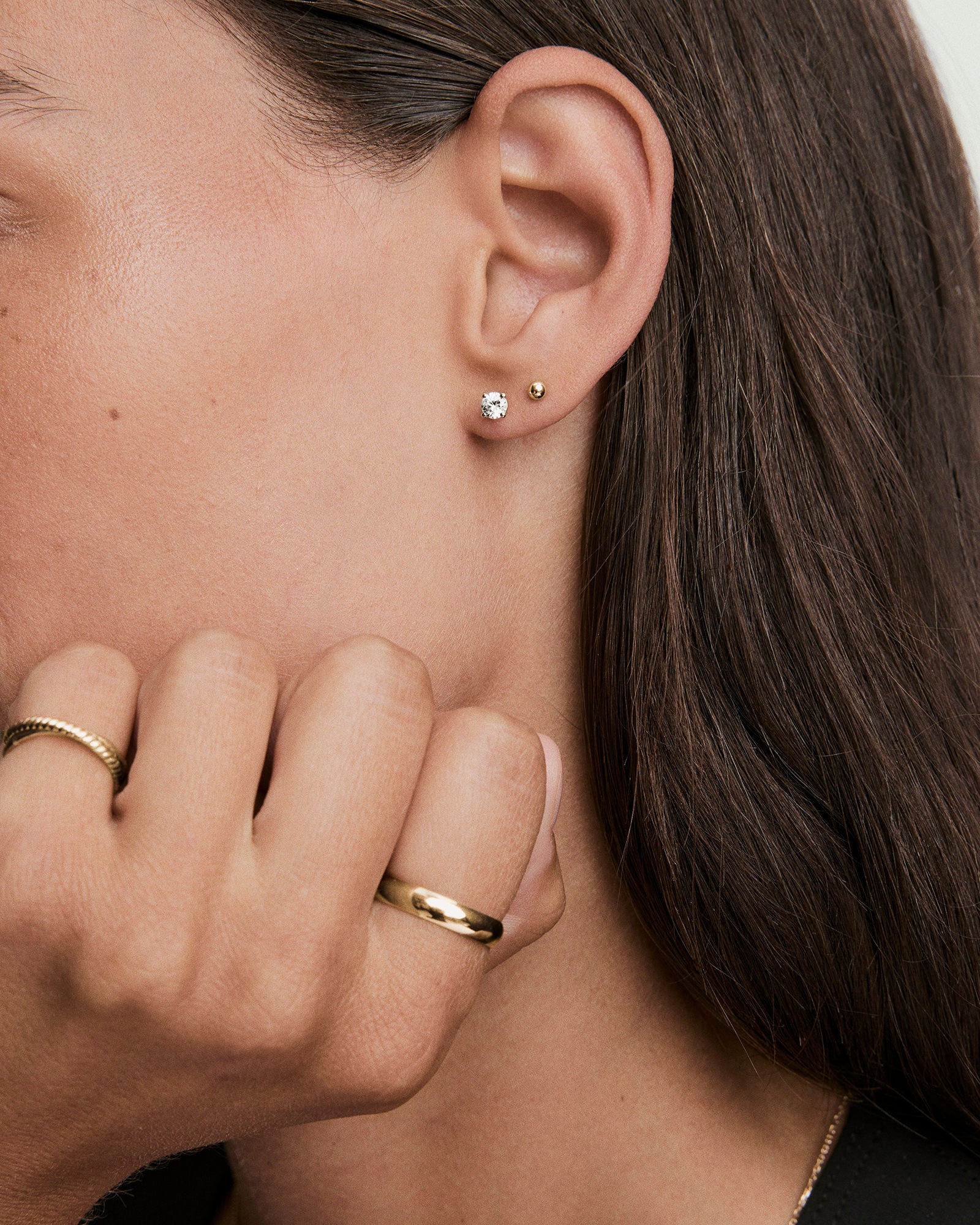Round Sapphire Studs